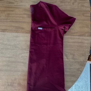 FIGS Catarina one pocket scrub top